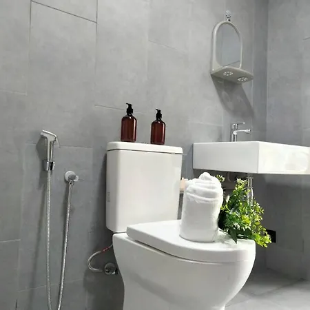 M Vertica Residence I Homebrickz Kuala Lumpur Luaran gambar